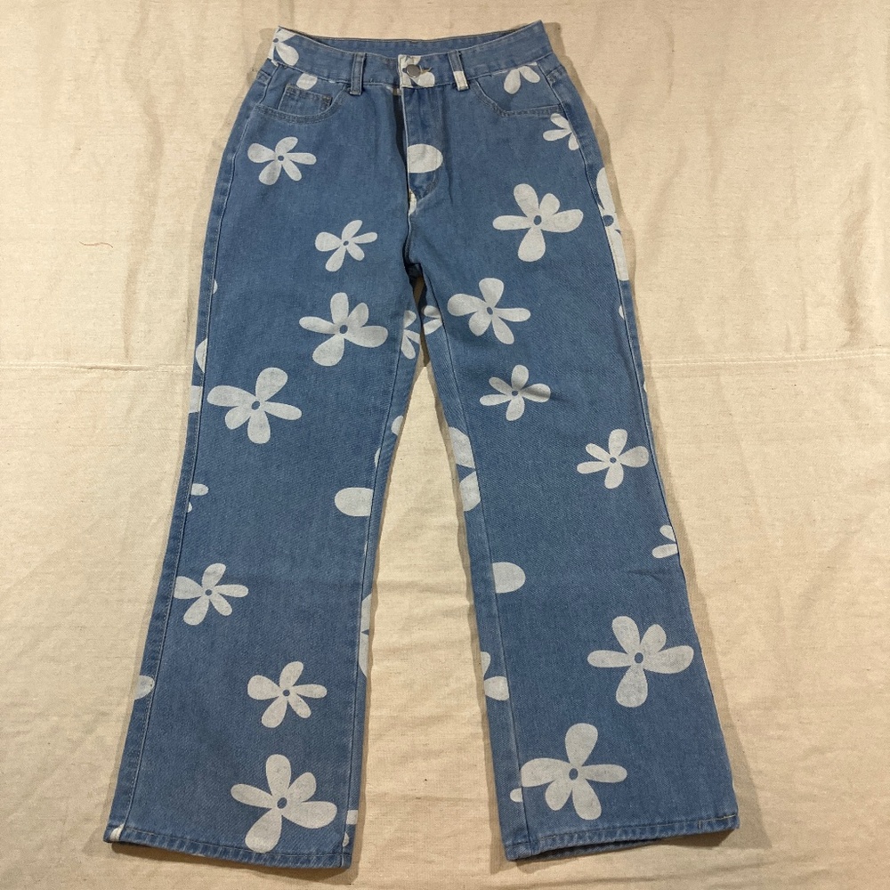 Flower Power hippie jeans
